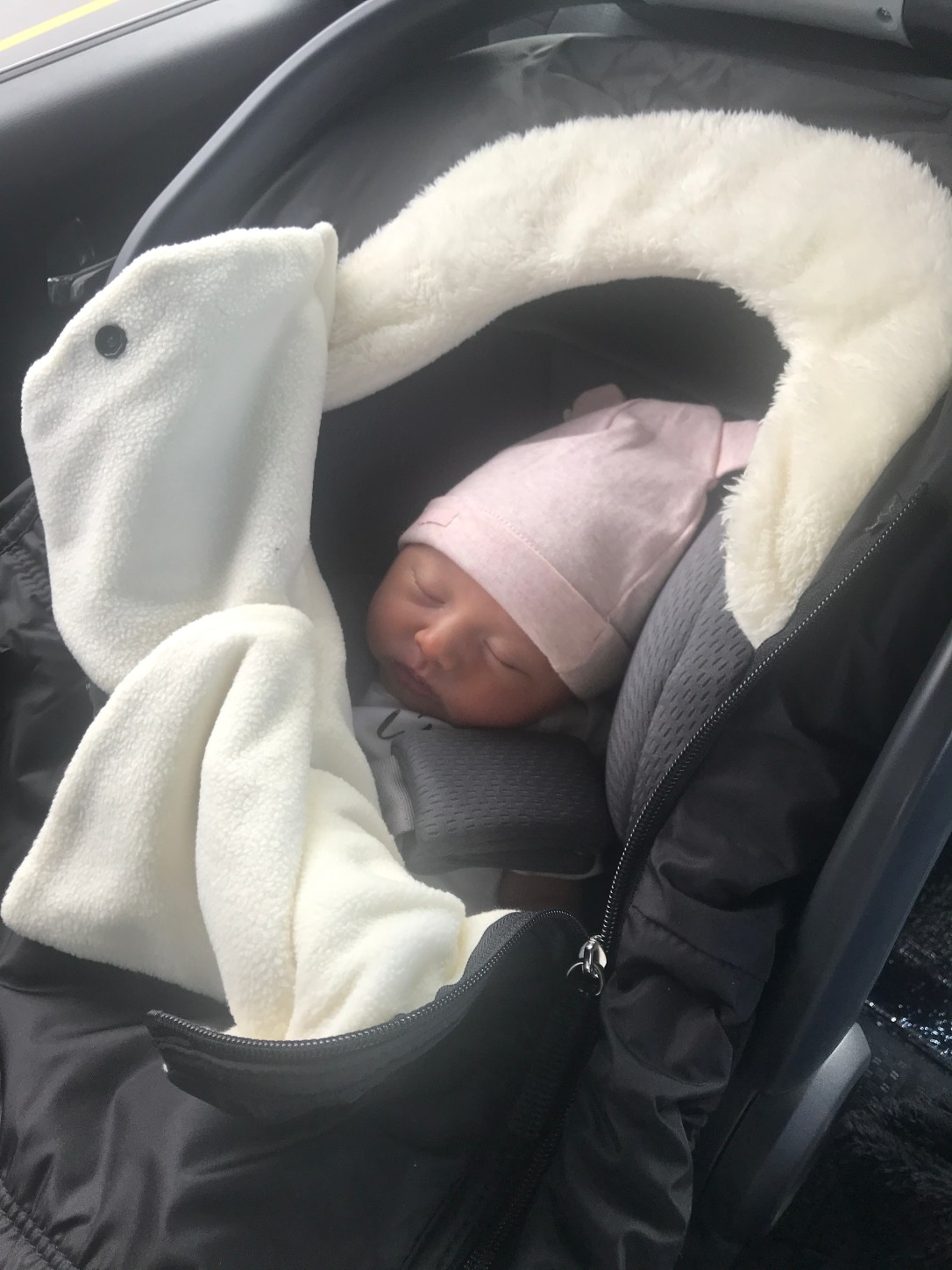 60668849692__FE897DDD-A3A2-4E97-B7EE-FE9BE65693C2